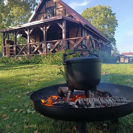 Jesionowy Zakatek Z Balia Blisko Jeziora *