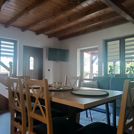 Jesionowy Zakatek Z Balia Blisko Jeziora Holiday home Piasutno