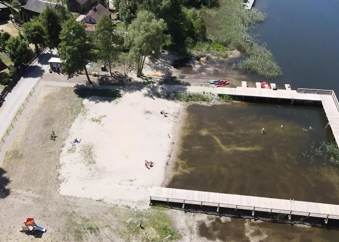 Jesionowy Zakatek Z Balia Blisko Jeziora *